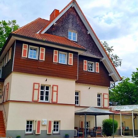 Strandhotel Lindequist ゼリン エクステリア 写真