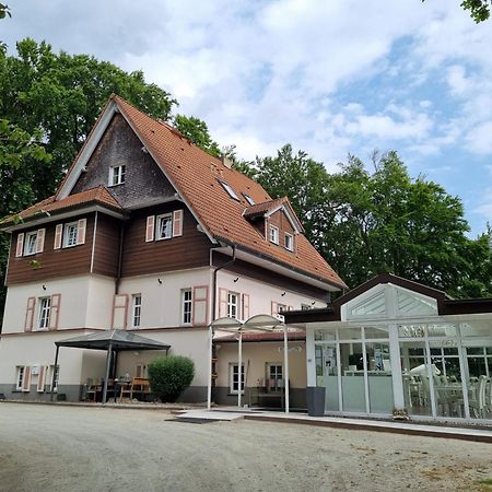 Strandhotel Lindequist ゼリン エクステリア 写真