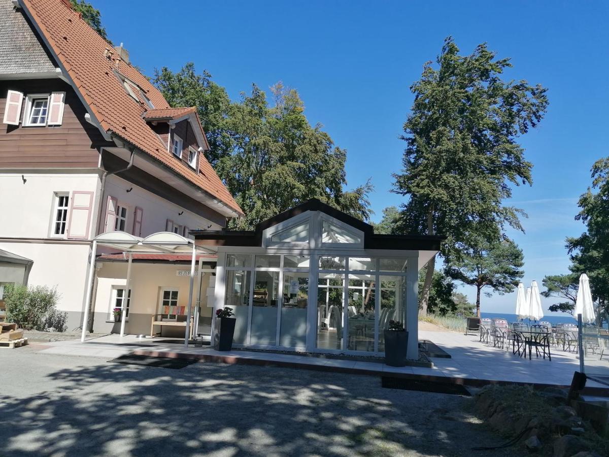 Strandhotel Lindequist ゼリン エクステリア 写真