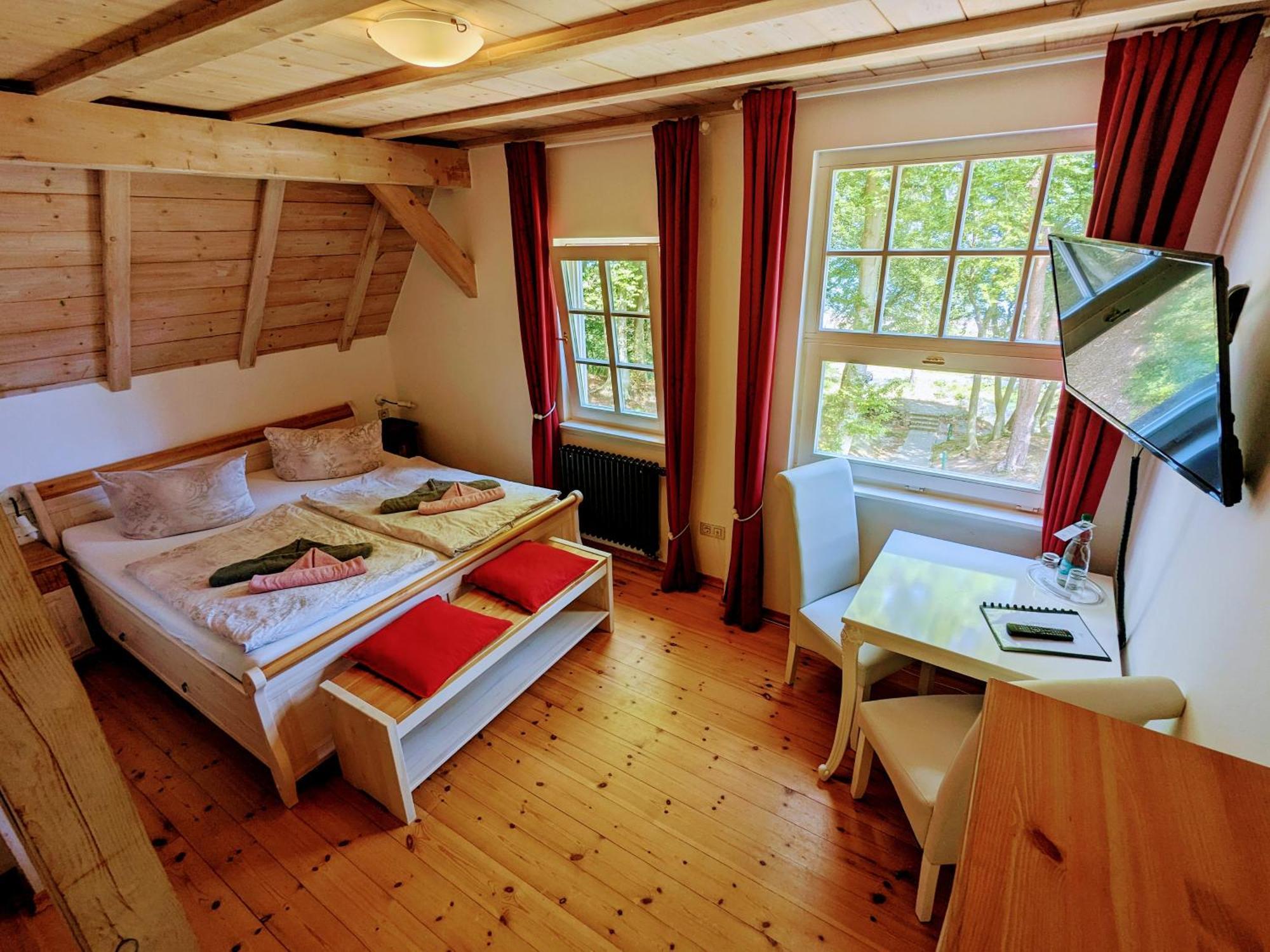 Strandhotel Lindequist ゼリン エクステリア 写真