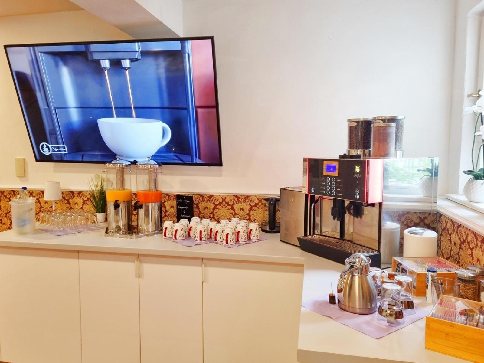Strandhotel Lindequist ゼリン エクステリア 写真
